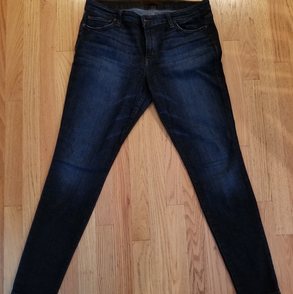 Joe's jeans the icon skinny jean.